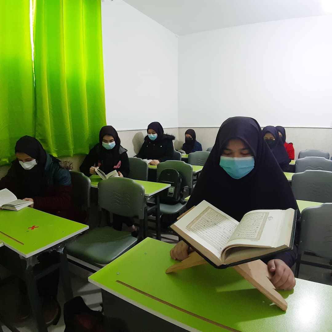 محفل انس با قرآن(متوسطه اول)